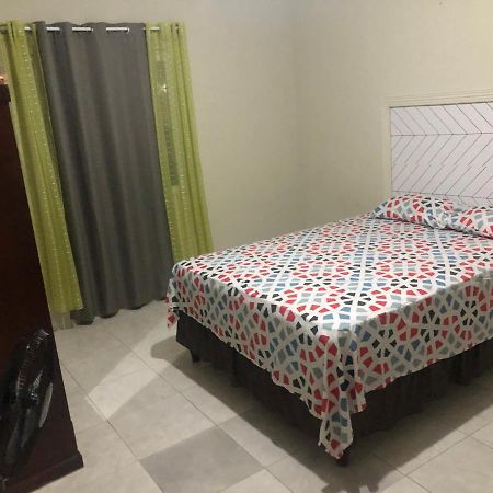 Apartmentswestvillage 2Bedroom Бухта Монтего Экстерьер фото